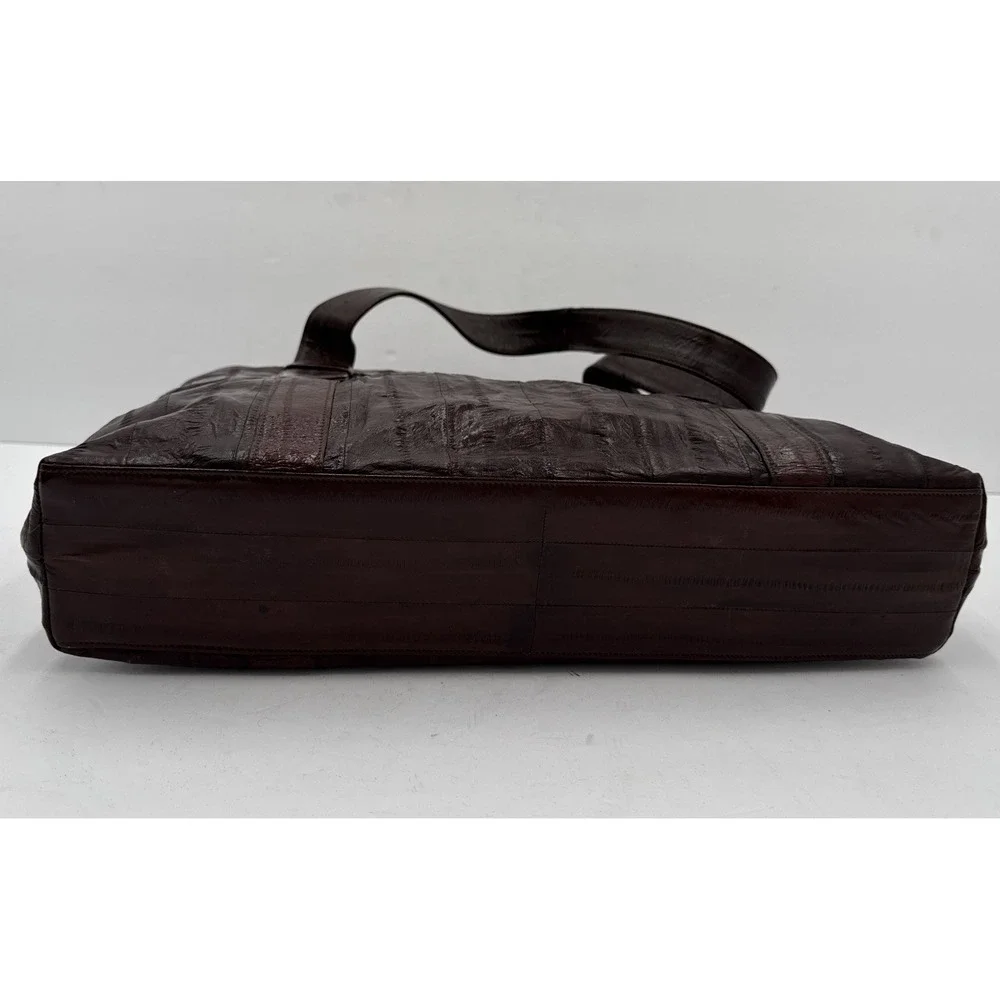The Unbranded Brand vintage eel